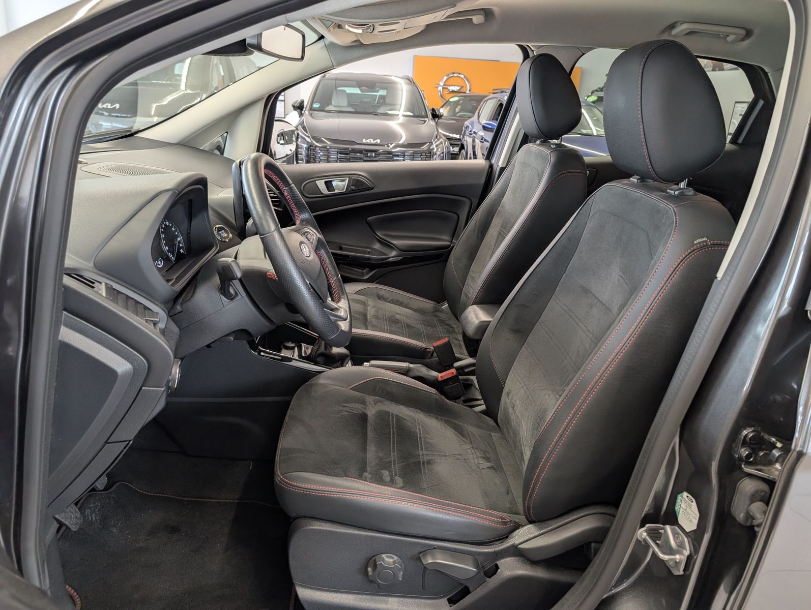 FORD EcoSport 1.0 EcoBoost ST-Line LED Navi Winter – Bild 8