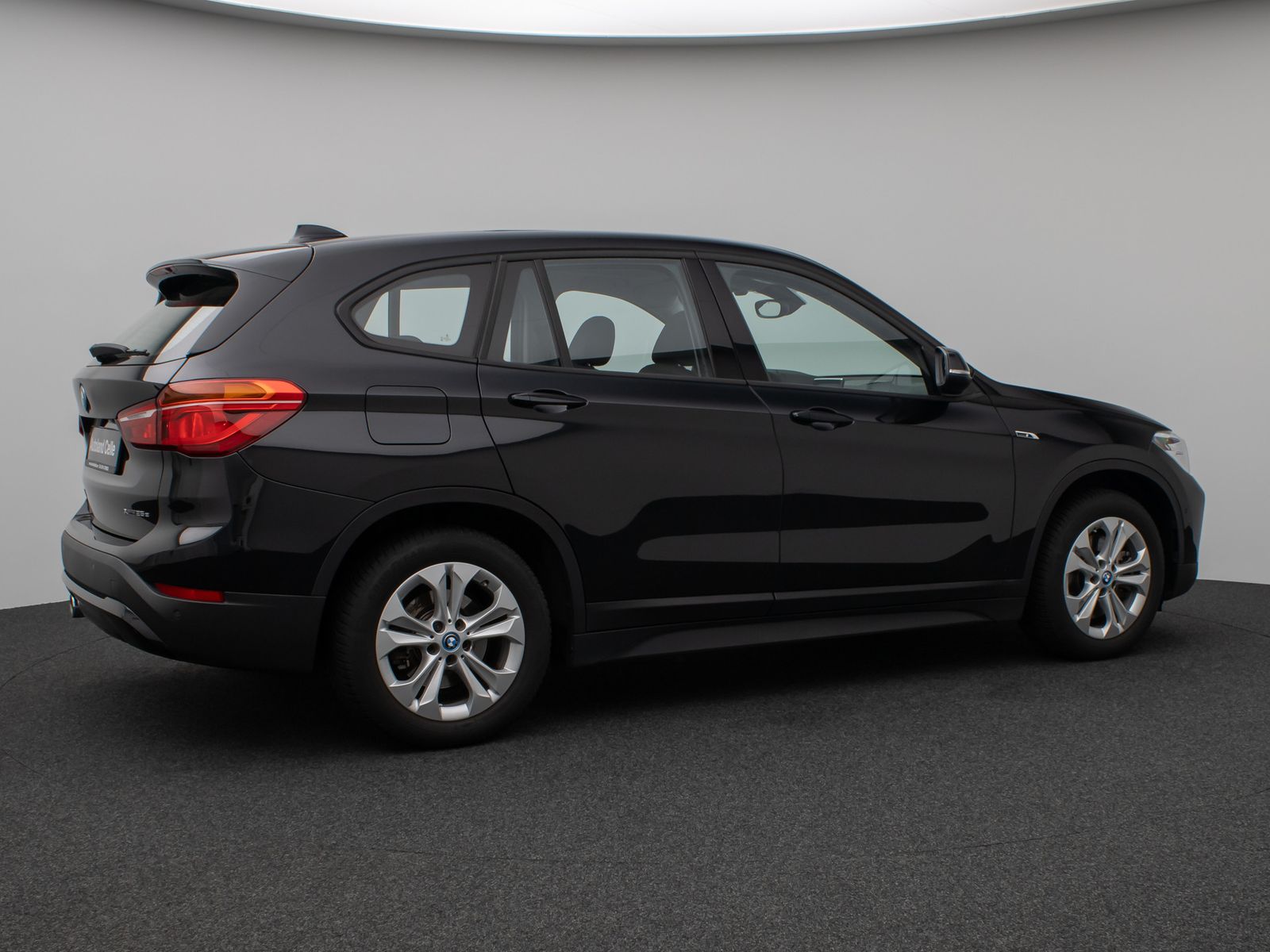 Fahrzeugabbildung BMW X1 xD25e Panorama DAB Navi Parkassistent Sport