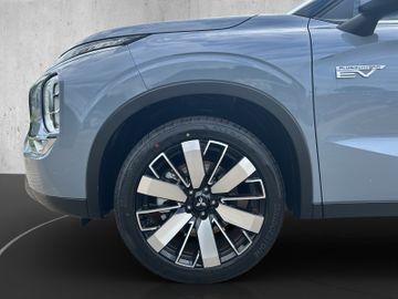 Mitsubishi Outlander PHEV Intro Edition + HEAD-UP + 20Zoll