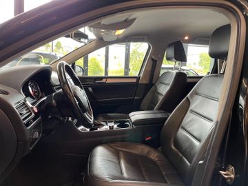 Volkswagen Touareg V6 TDI BMT DSG *NAVI*XENON*LEDER*DAB*