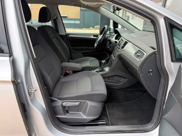 Volkswagen Golf - 12