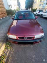 Opel Vectra 1.6i Selection Selection H Zulassung mögl - gebrauchte Opel Vectra aus dem Jahr 1995