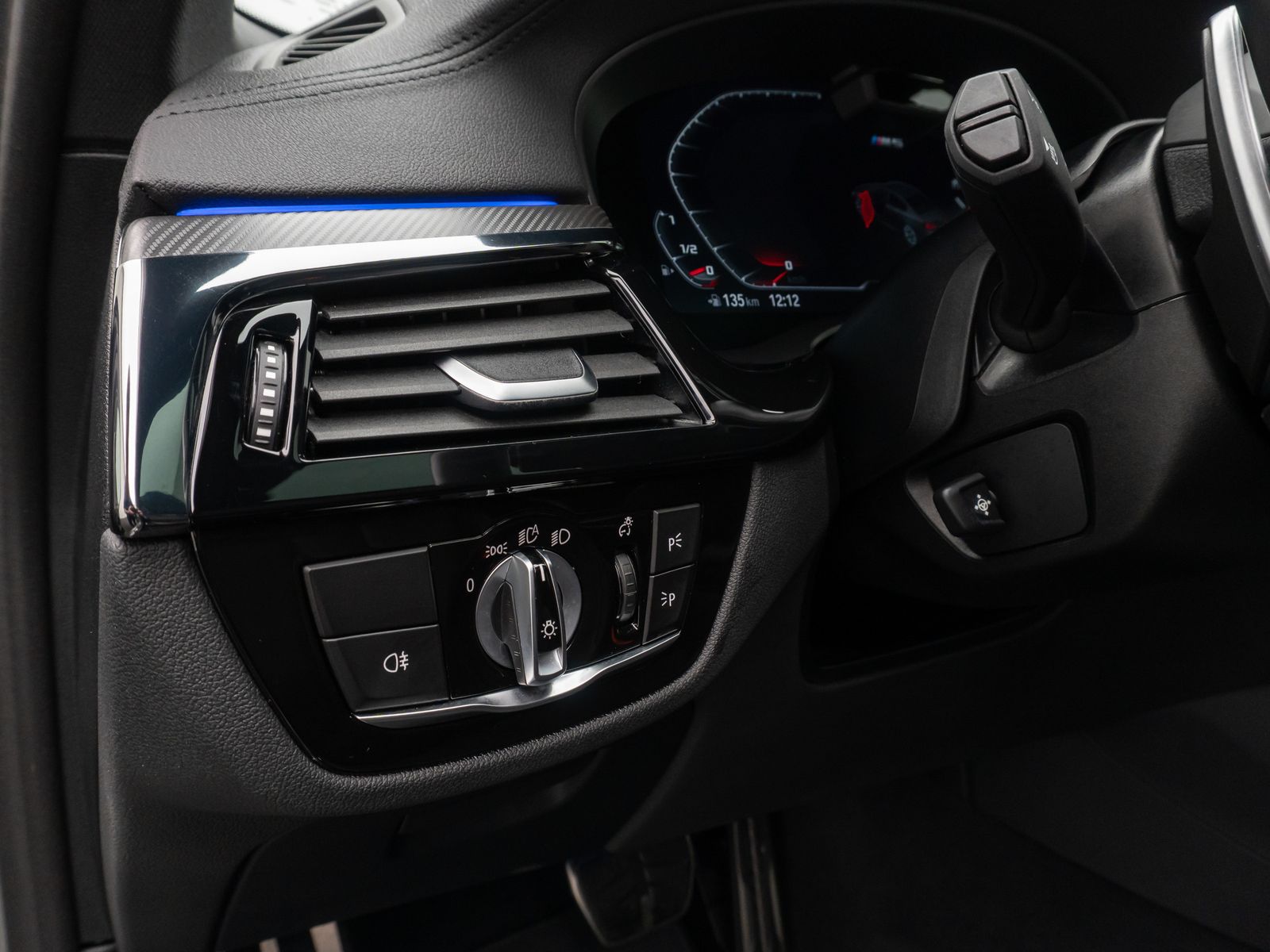 Fahrzeugabbildung BMW M5 Competition Laser 360°DAB SoftCl Glasdach AHK