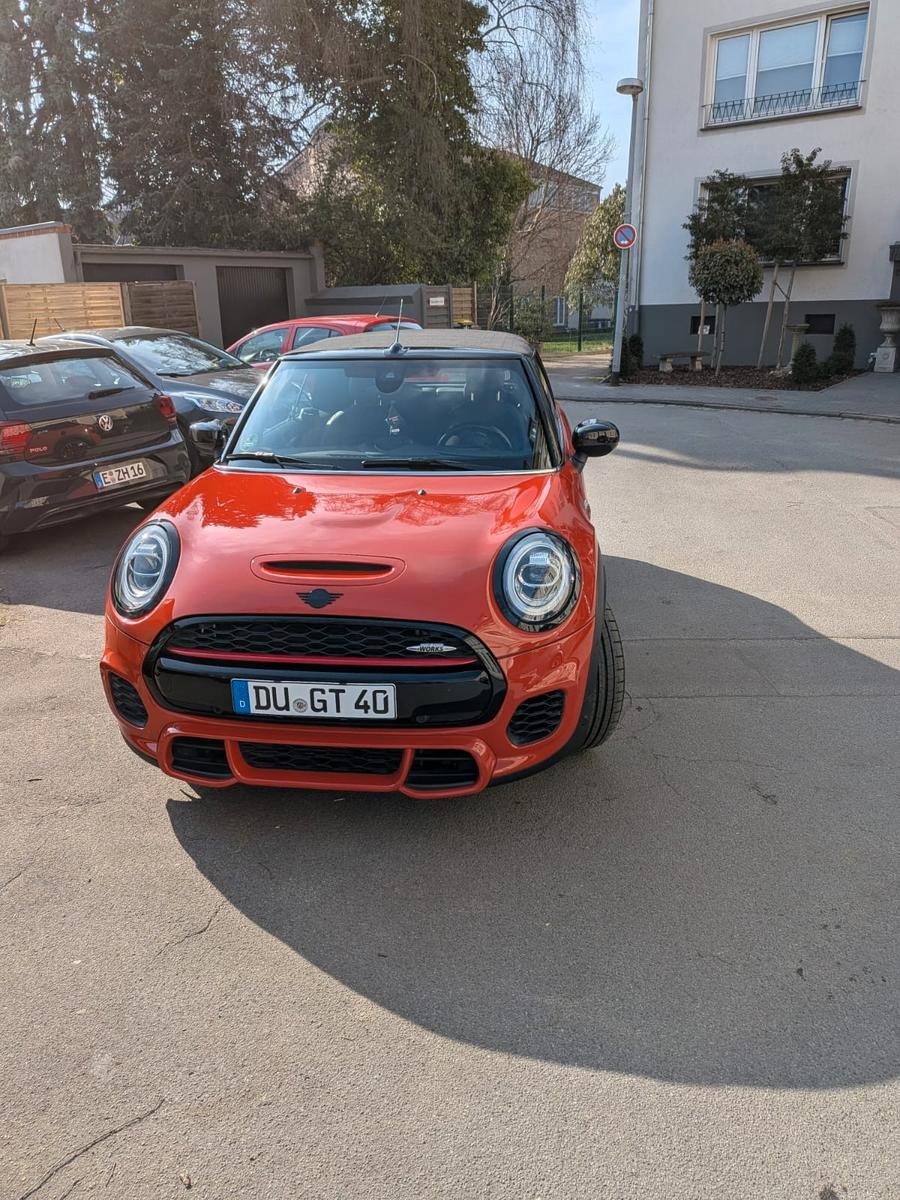 MINI John Cooper Works Cabrio John Cooper Works
