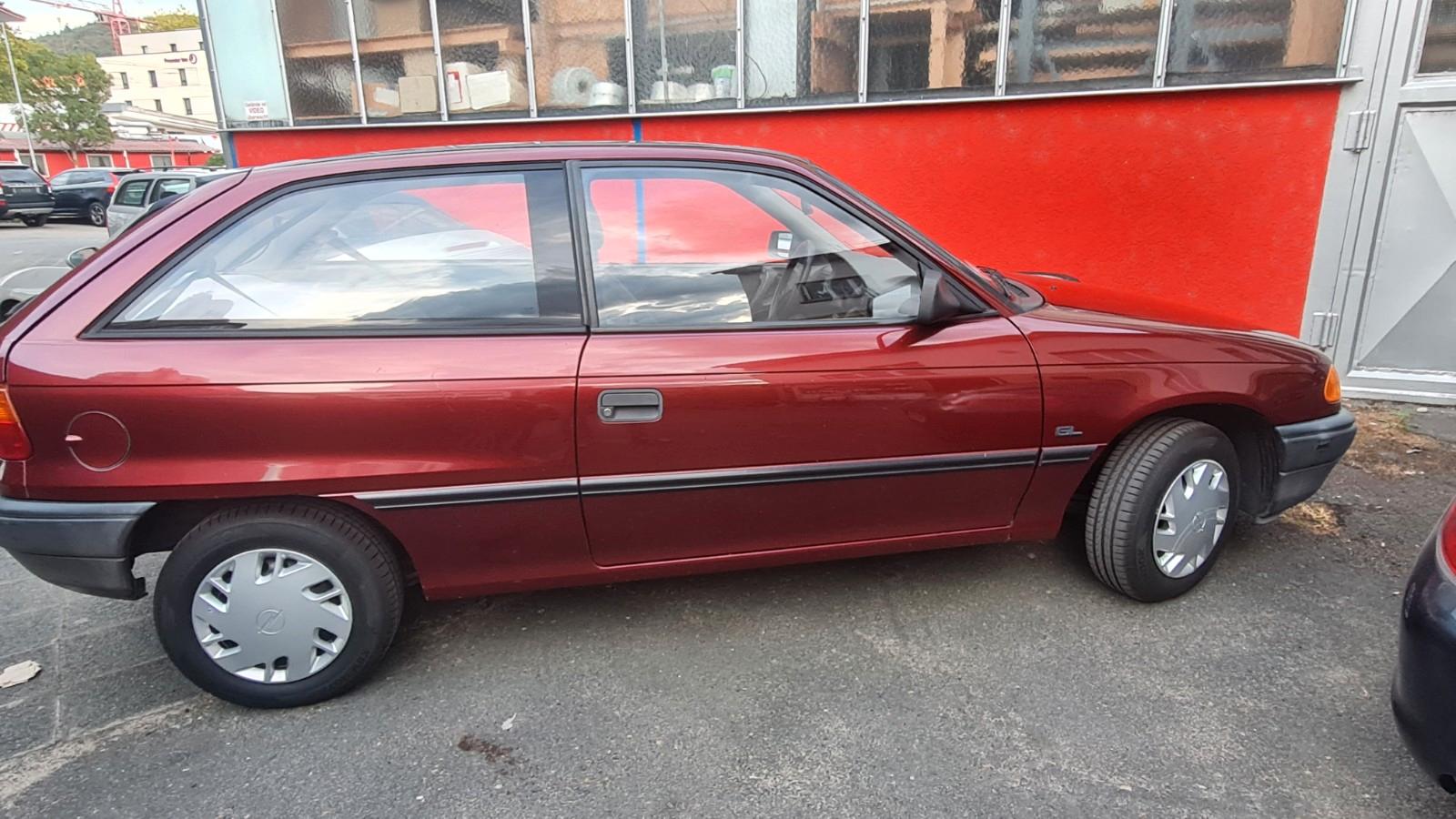 Opel Astra 1.6 GL
