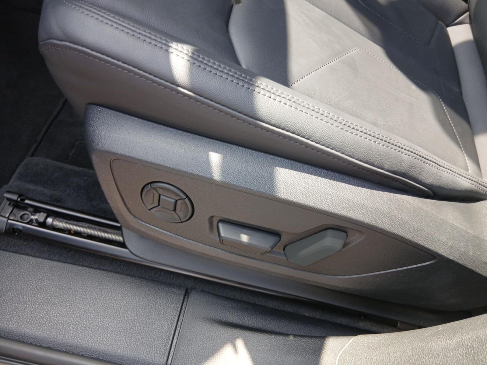 Audi Q3 - Bild 12