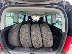 Fahrzeugabbildung Skoda Yeti Cool Edition 4x4 Automatik