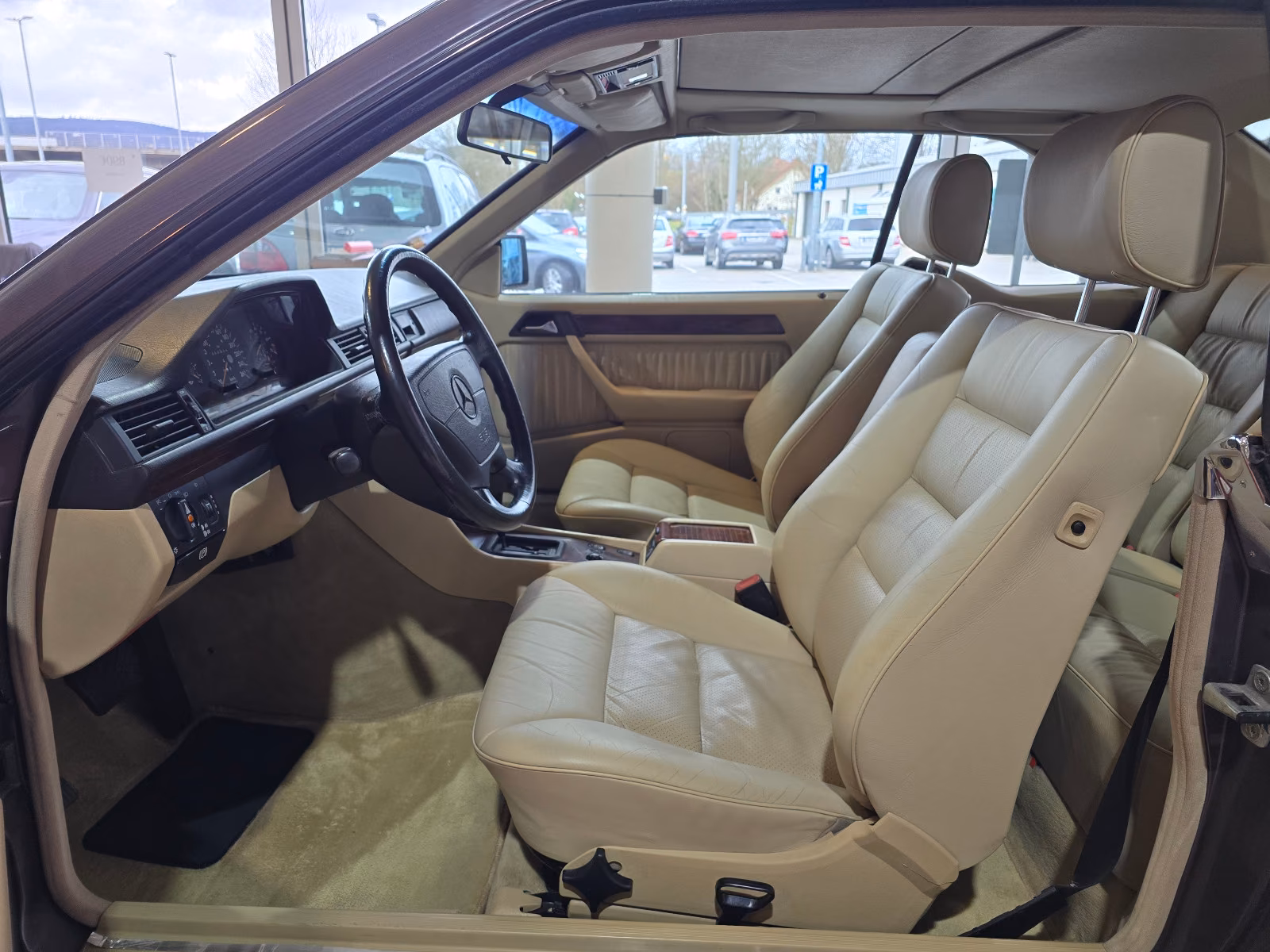 Mercedes-Benz CE 320 Sport Line+TOP ZUSTAND+TÜV / SERVICE NEU+