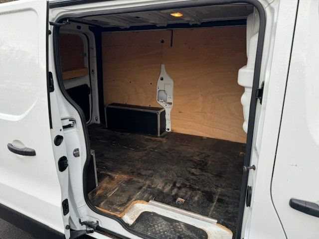 Fahrzeugabbildung Nissan NV300 Kastenwagen KAMERA MFL KLIMA