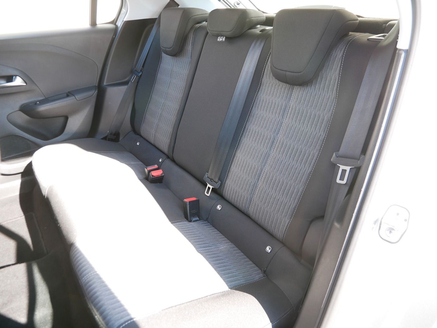 Fahrzeugabbildung Opel Corsa-F 1.2 Edition Kamera SHZ Apple/Android ALU