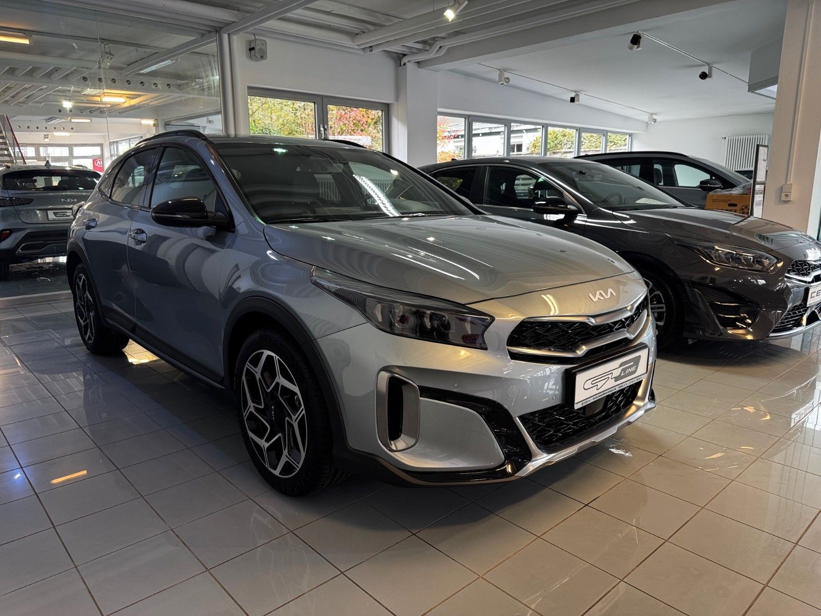 Fahrzeugabbildung Kia XCEED 1.6T 180PS GTL LEDER NAVI KAMERA KLIMAAUT.
