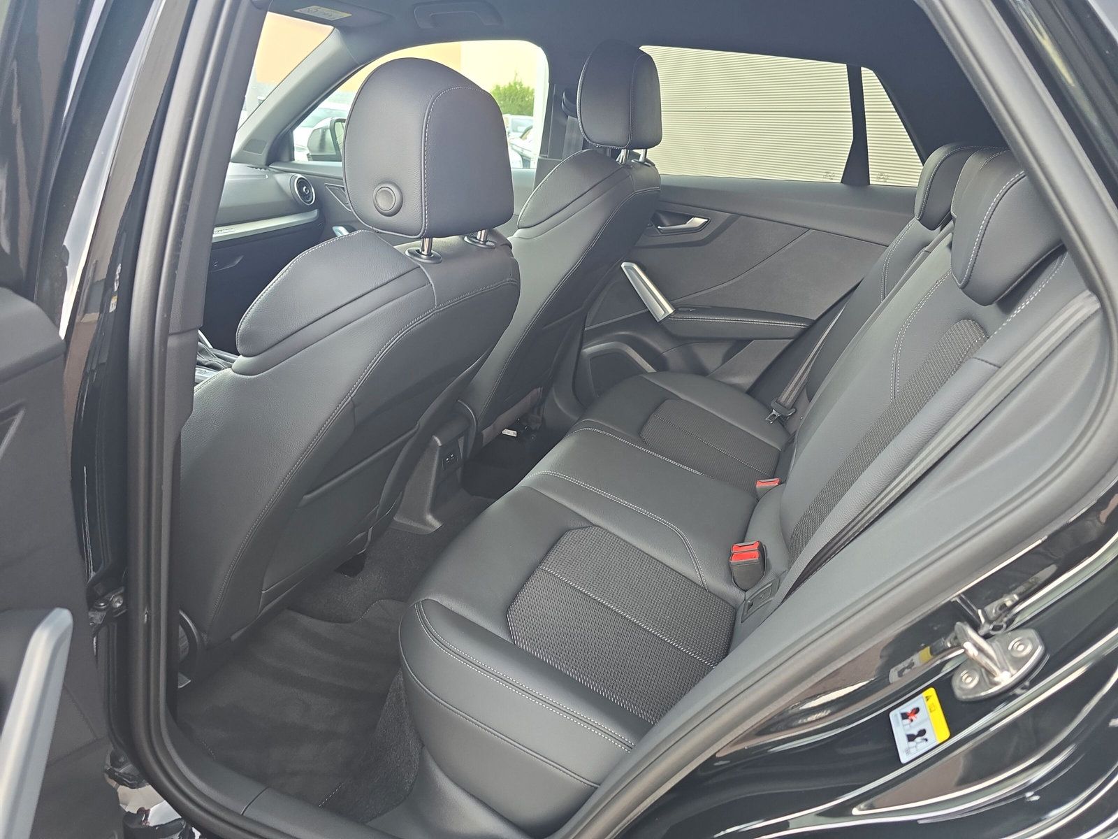 Audi SQ2 - Bild 12