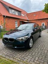 BMW Bmw F20 116i* TÜV * Alufelgen * Motor und ... - BMW 116: Motor 116i