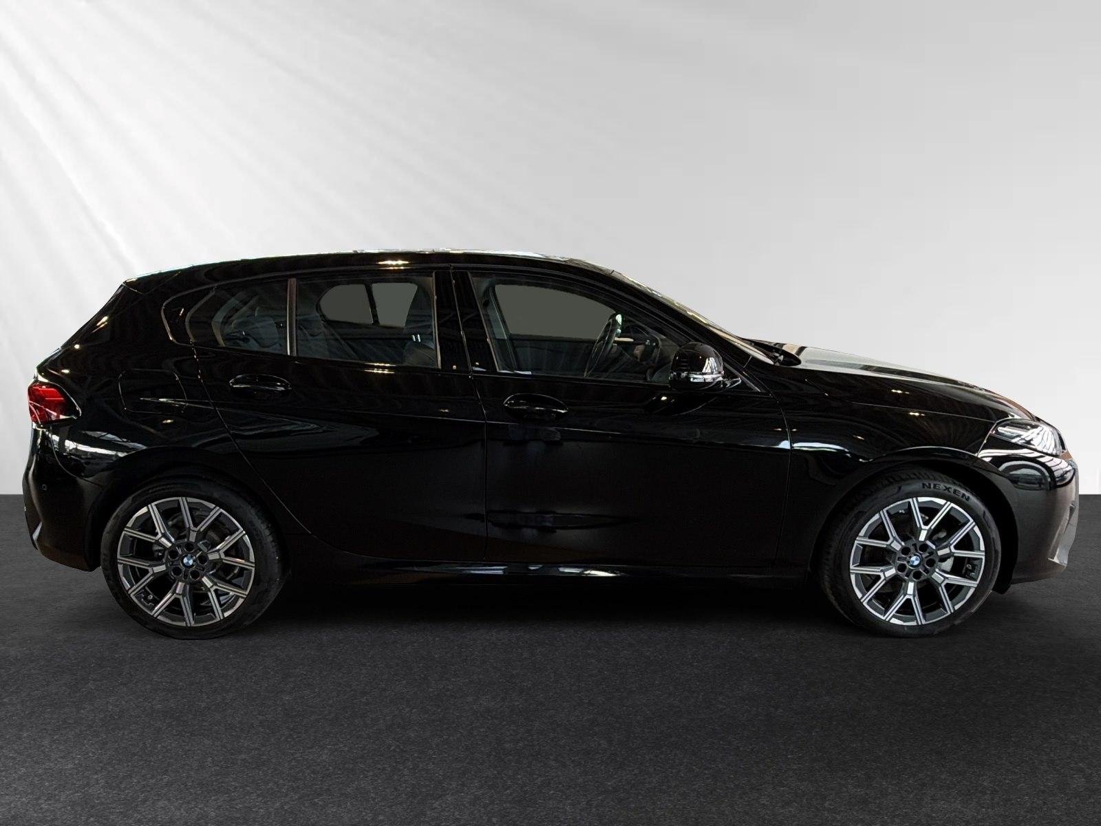 BMW 120 Sports.|Harman/Kardon|Parkass.|18"LMR