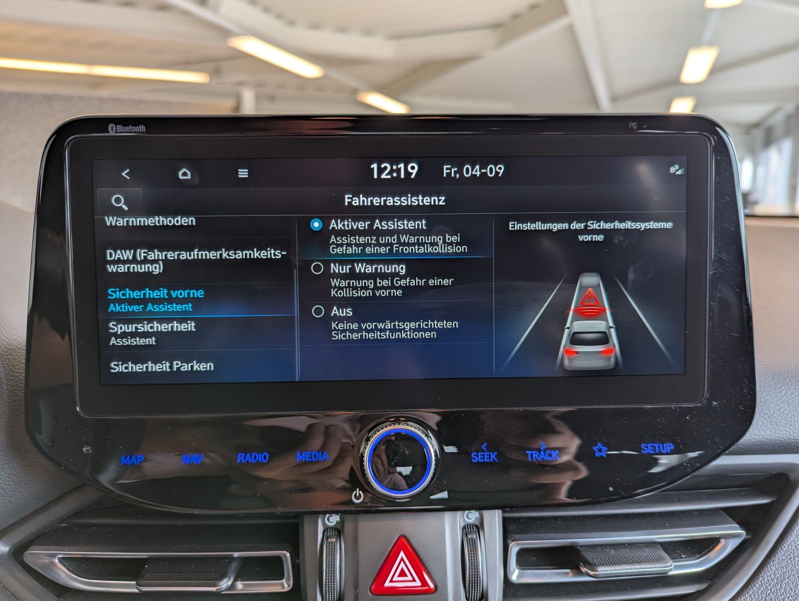 Fahrzeugabbildung Hyundai i30 1.5 T-GDI DCT N-Line LED Cam Pano Keyless 18