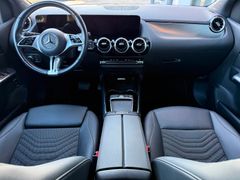 MERCEDES-BENZ B 180/ LENKRADHEIZUNG/ LED/ NAVI/ SPURASSISTENT MERCEDES-BENZ B 180/ LENKRADHEIZUNG/ LED/ NAVI/ SPURASSISTENT