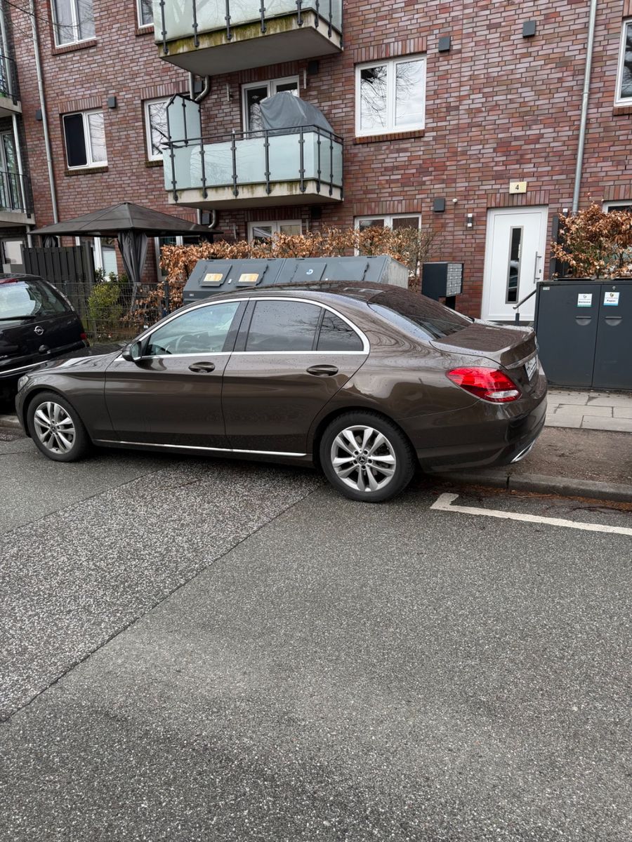 MERCEDES-BENZ C 180