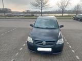 Volkswagen Fox 1.2 -  Kompakt, zuverlässig & sparsam! - Volkswagen Fox mit Benzin-Antrieb: Kleinwagen, Klimaanlage, 1.2