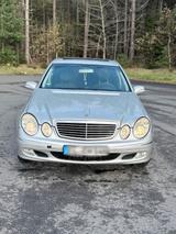 Mercedes-Benz Mercedes Benz E270 - gebrauchte Mercedes-Benz E 270 aus dem Jahr 2002