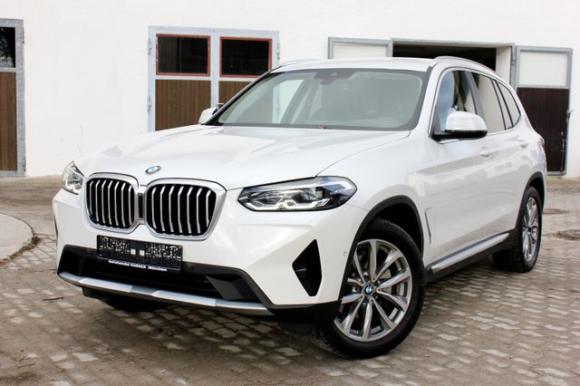 BMW X3 xDrive20d xLine LCI Kamera HUD Standhzg Facel