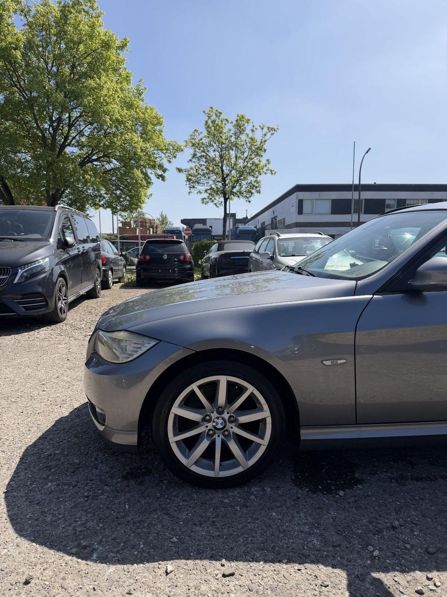 BMW 320 2008 — engine 177 HP (130kW)