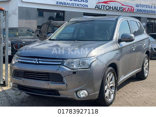 Mitsubishi Outlander PHEV Instyle MIVEC Plug4WD LEDER NAVI