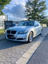 BMW 325i 6 Zylinder 3.0 - BMW 325 in Bonn