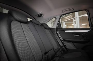 Bild 22 BMW 218 Baureihe 2 Active Tourer Advantage AHK WR