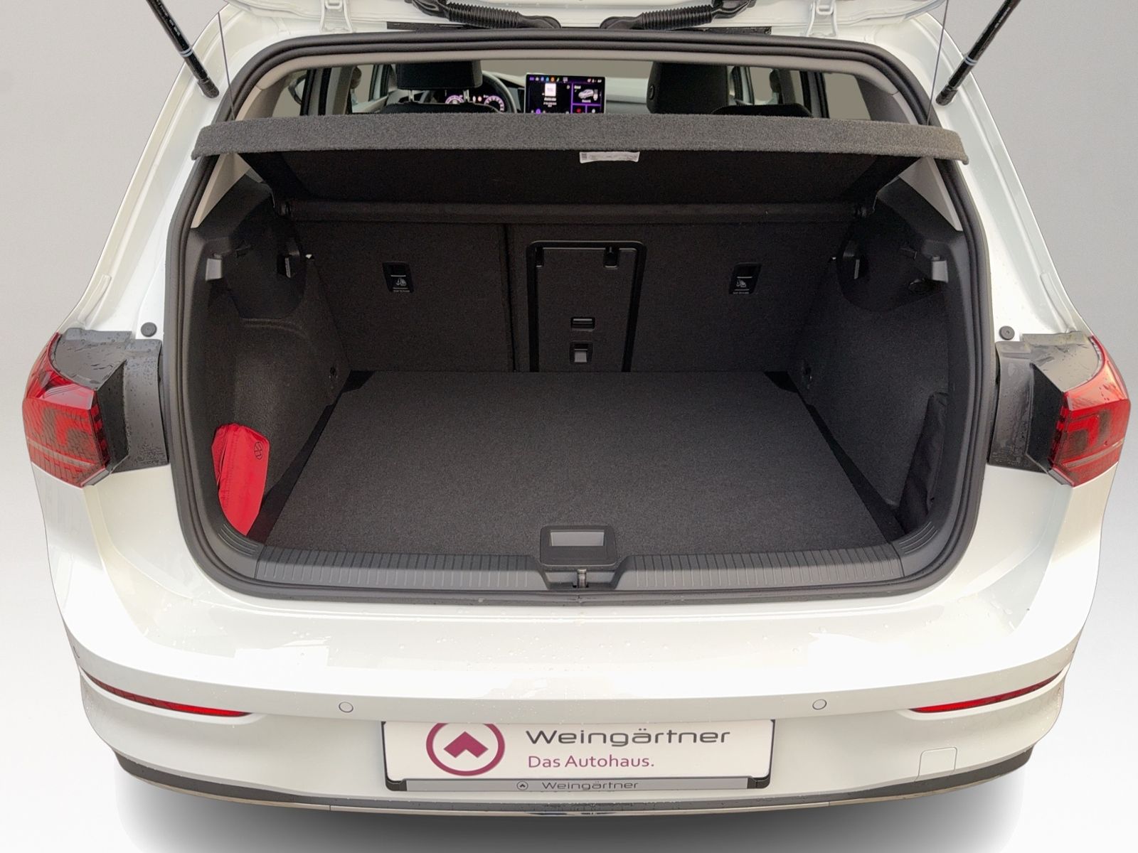 Golf VIII 1.5 eTSI GOAL, ACC, LED, Sitzhzg, Trav