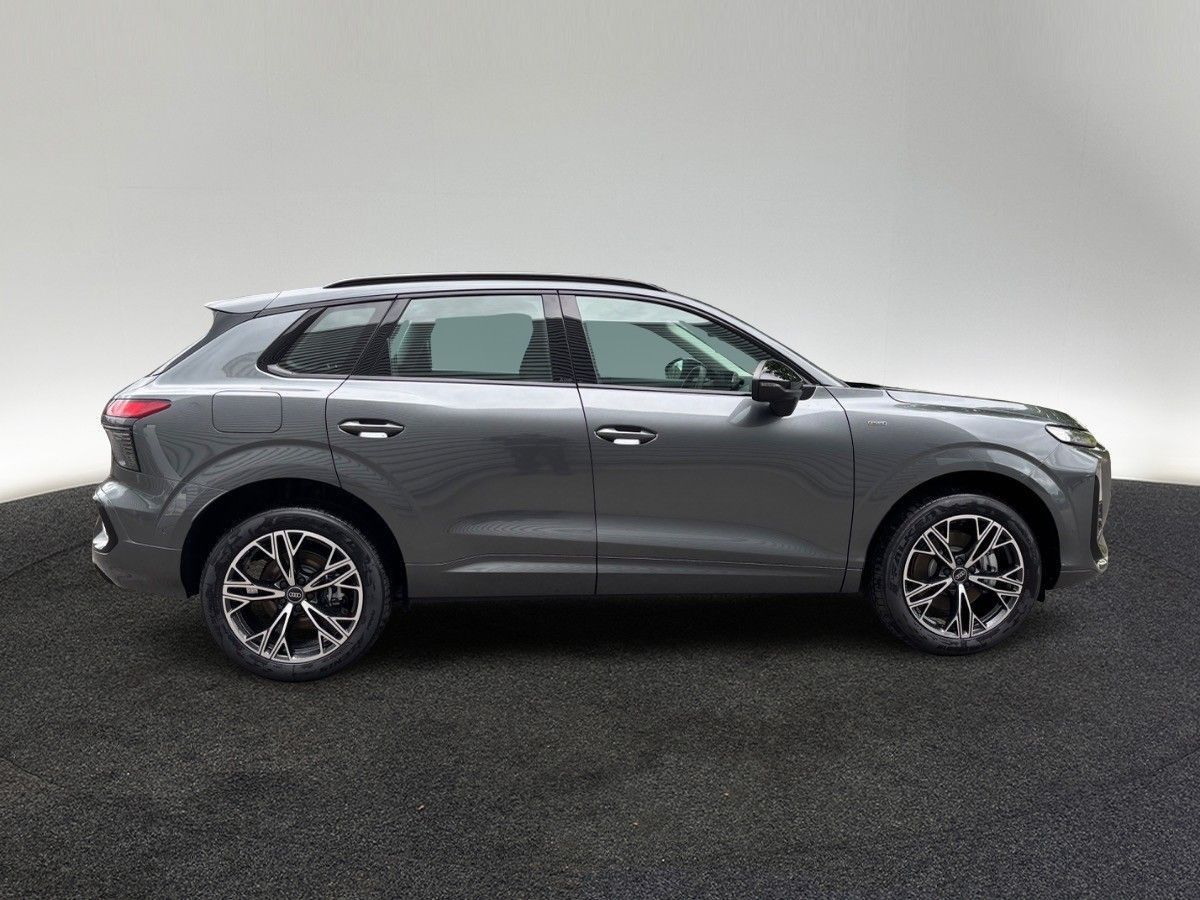 Audi Q3 e-hybrid S tronic foto 12