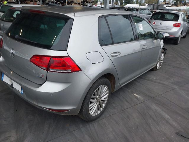 Volkswagen GOLF VII 1.6 TDI 105