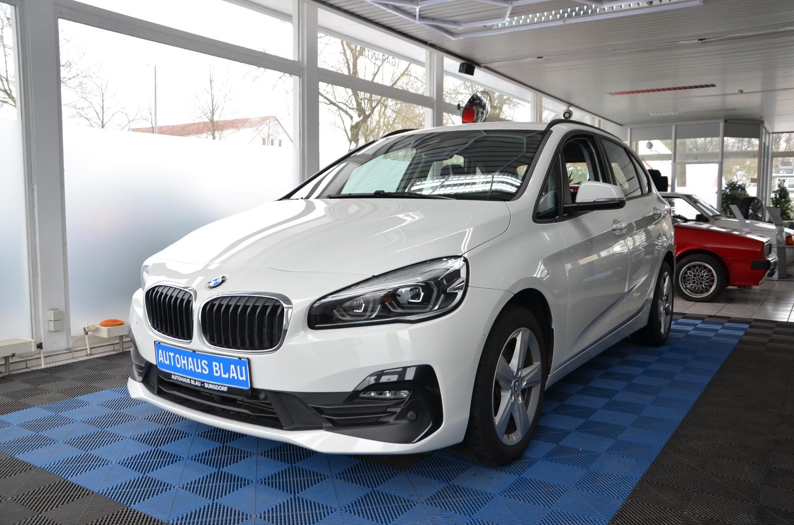 BMW 218i Active Tourer *NAVI*LED*SHZ*ERST 41TKM!*