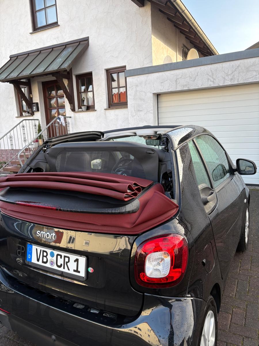 Smart ForTwo Cabrio 0.9 66kW -1. Hand 