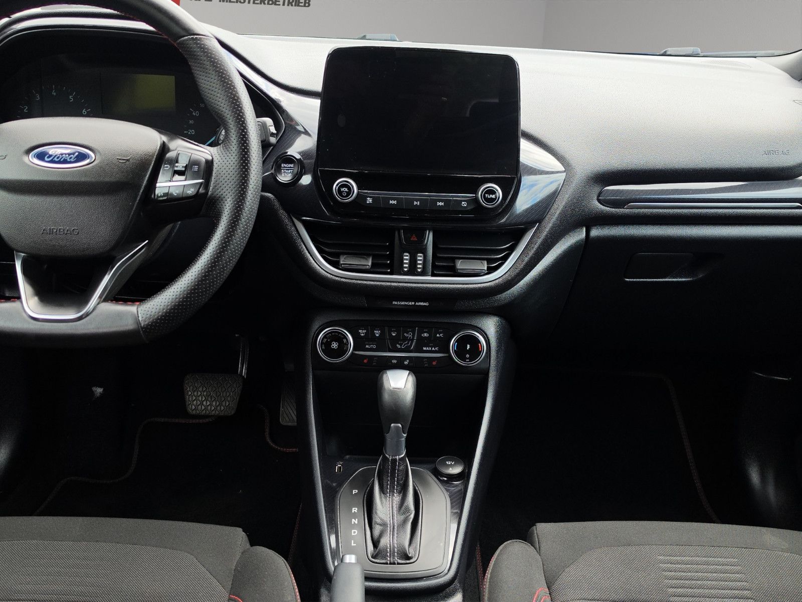 Fahrzeugabbildung Ford Fiesta ST-Line X AUTOMATIK+LED+KAMERA+PDC+SHZ