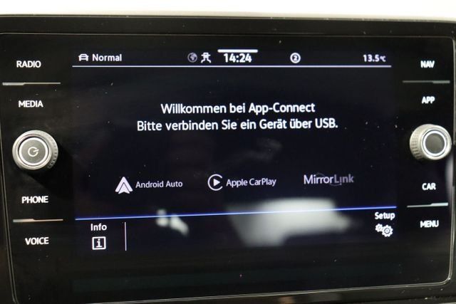 T-Roc Cabrio R-Line 1.5 l TSI 150PS DSG Kamera A