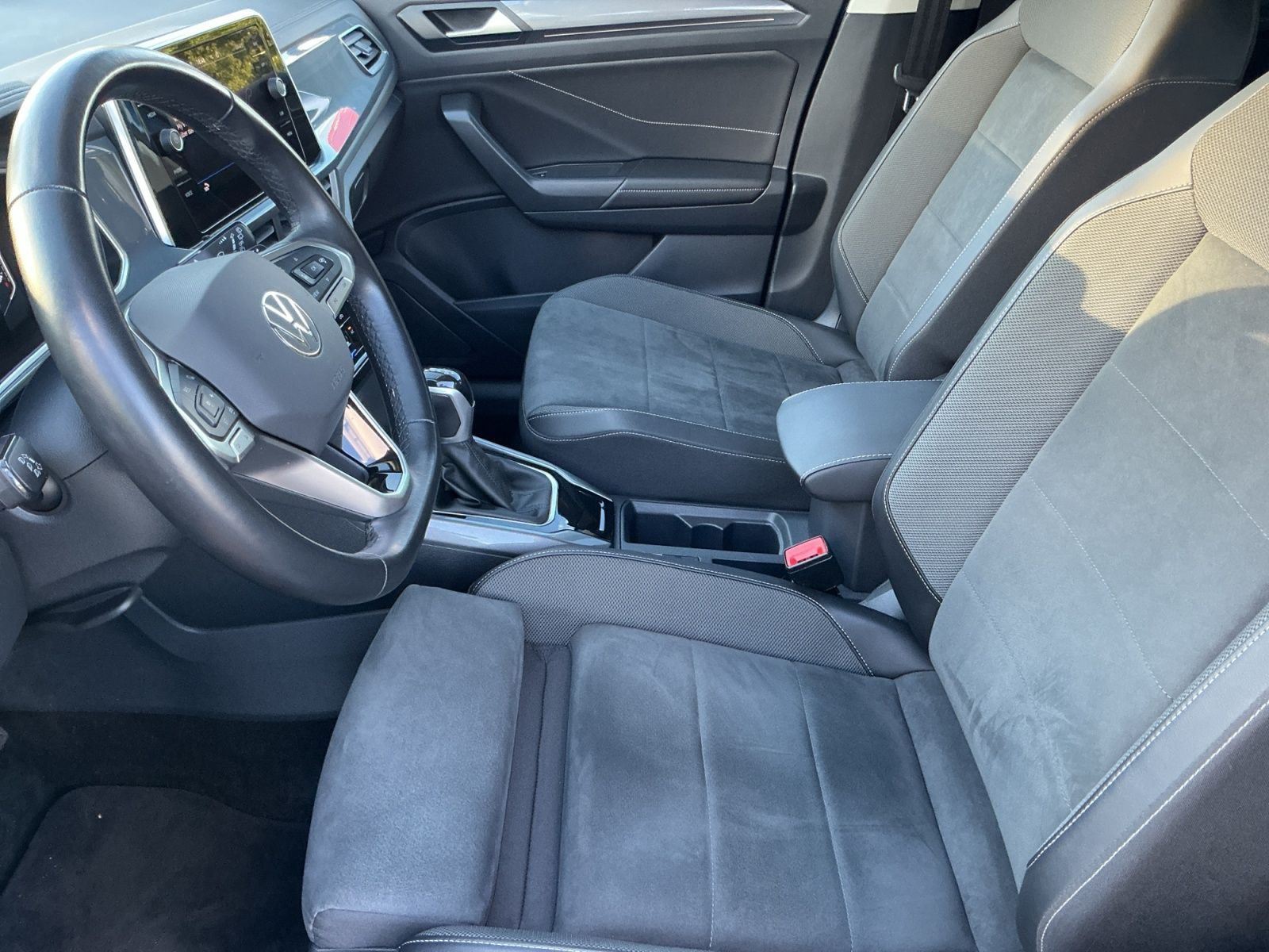 Volkswagen T-Roc - Bild 12