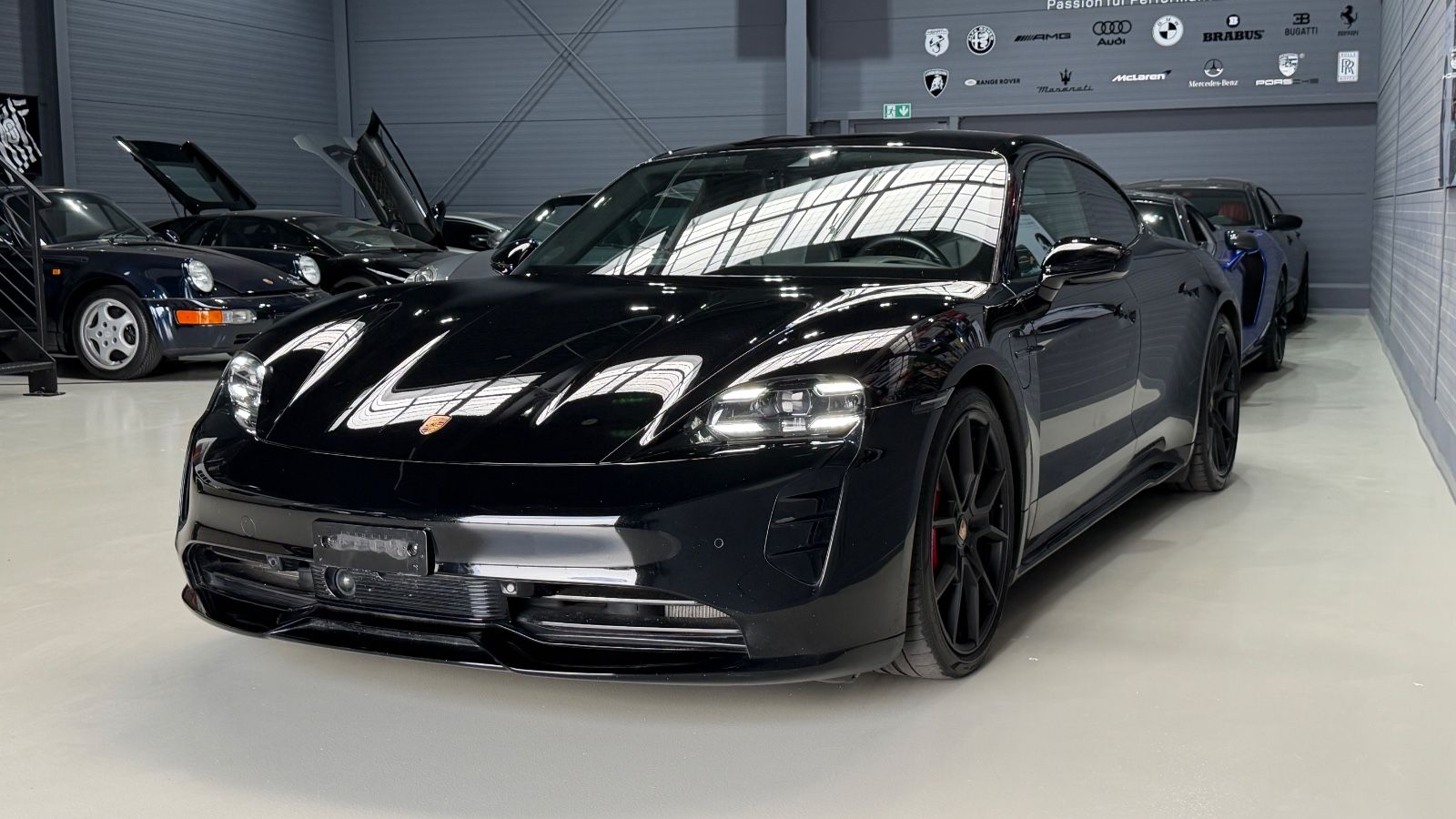 Porsche Taycan GTS Approved 08.27 Sport-Chrono-Paket foto 2