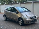 Mercedes-Benz A170/Klima/Carplay/Ahk/Tuv0527/Zentral/ - Mercedes-Benz A 170 in Mannheim
