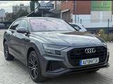 Audi 50 TDI q. Sline *1.H *22 *Virtual*Pano*LUFT - Audi Q8 in Berlin