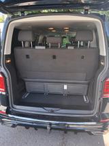 Volkswagen T6 Multivan Motor 13000 km - Volkswagen T6 Multivan in Aachen