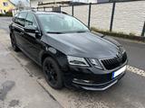 Skoda Octavia Combi 1.0 TSI DSG Pano ACC AHK NAVI KAM