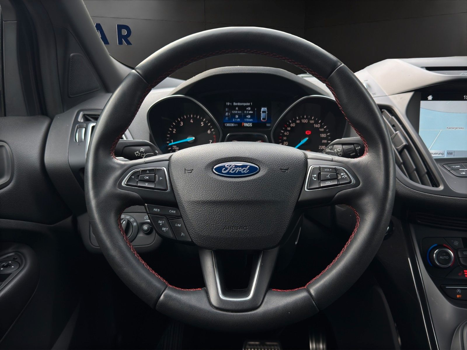 Fahrzeugabbildung Ford Kuga ST-Line AWD *AHK*Carplay*Kamera*Bi-Xen*Navi
