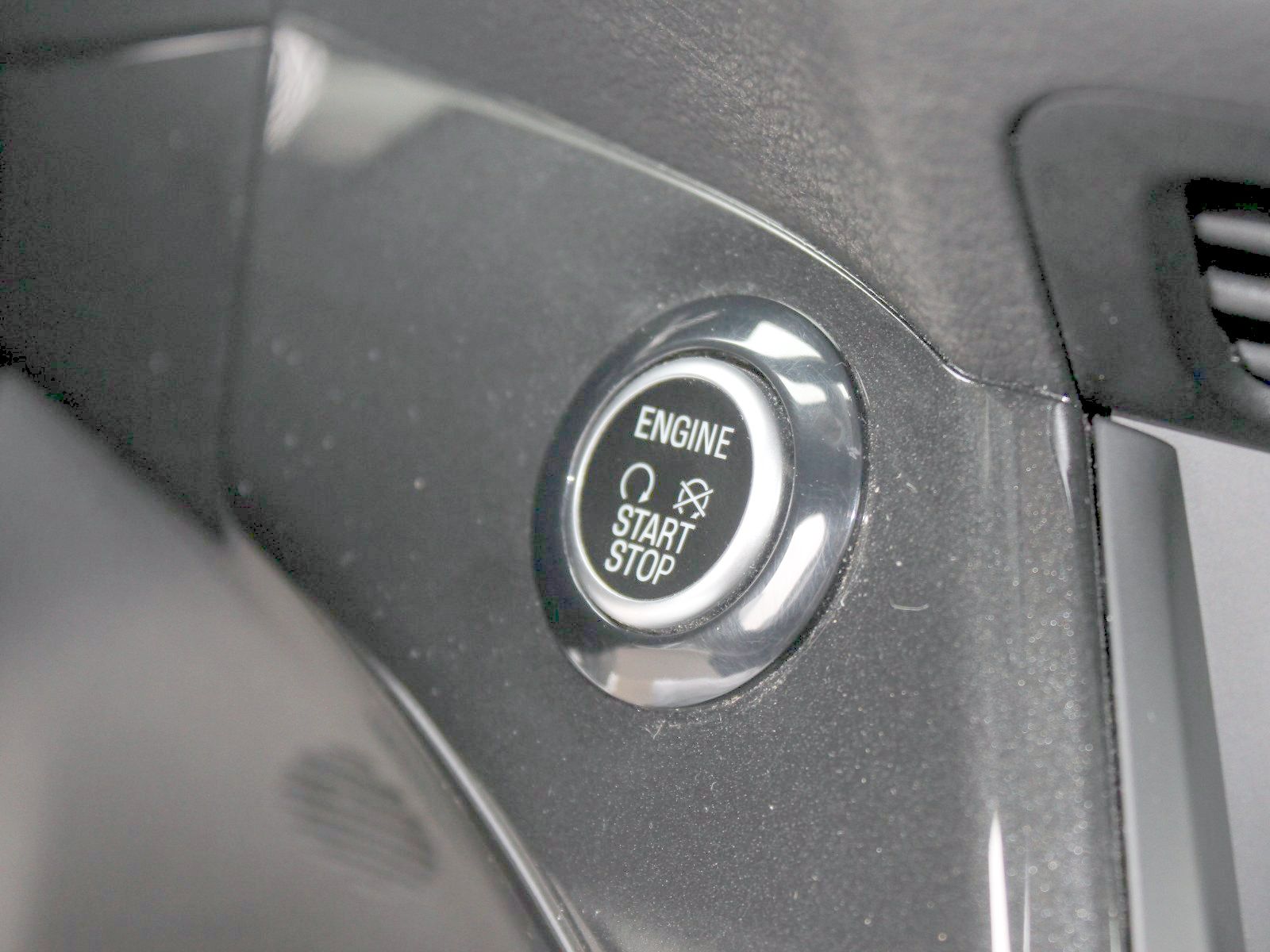 Fahrzeugabbildung Ford Kuga Titanium 2,0 TDCi 4x4 Start/Stopp