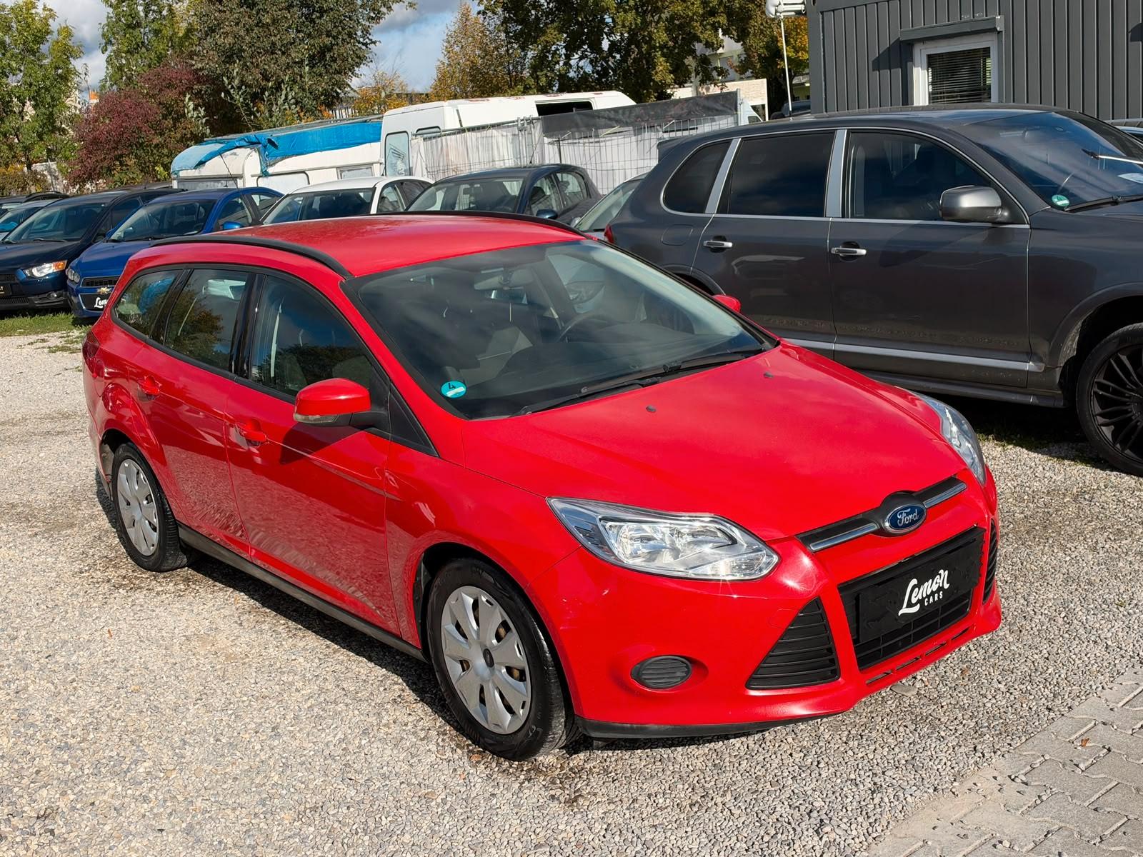 Ford Focus 2011 — photo 17