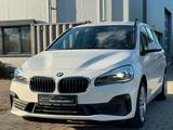 BMW 220  Gran Tourer 220 d xDrive/7 SITZER/LED - BMW 2er Reihe mit Diesel-Antrieb: Geländewagen