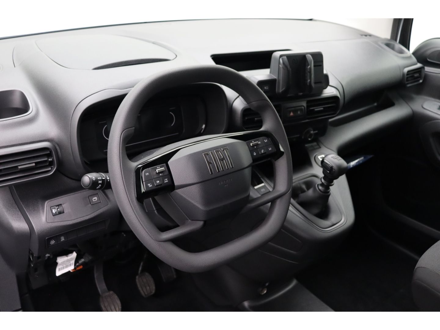 Fahrzeugabbildung Fiat Doblo 1.5 75 kW Kastenwagen Easy Pro Diesel 100