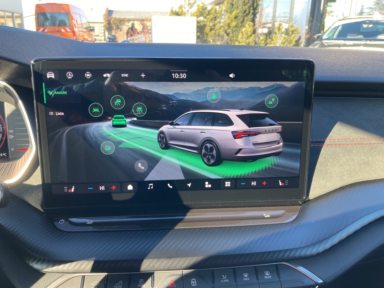 Fahrzeugabbildung SKODA Octavia Combi RS 2.0 TSI DSG Matrix LED, Navi, D