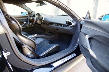Ferrari 296 GTB*DaytonaRacingSeat,Lift,JBL,Carbon,Kamera