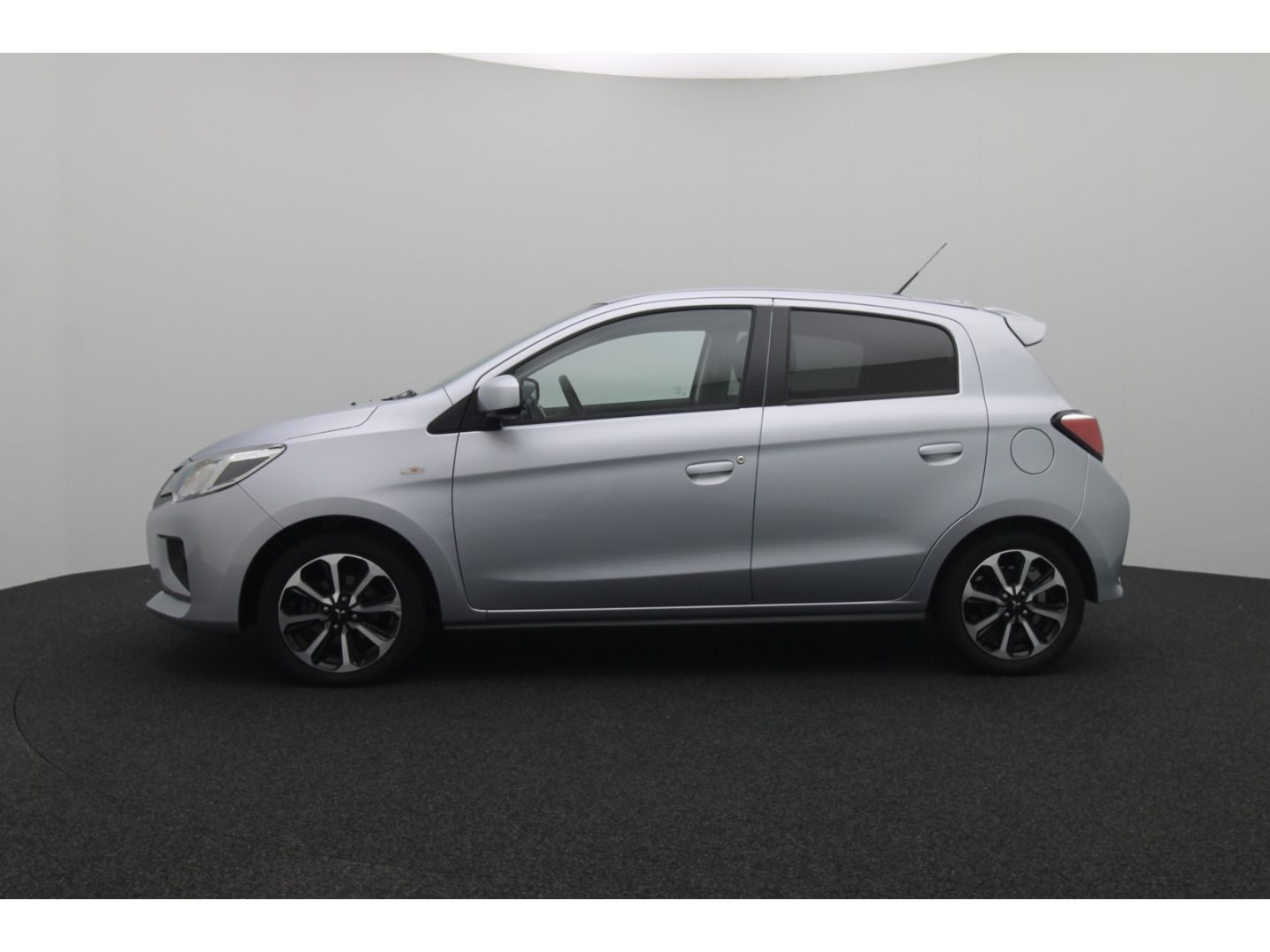 Fahrzeugabbildung Mitsubishi Space Star 1.2 Select+ AppleCP DAB Klimaanlage