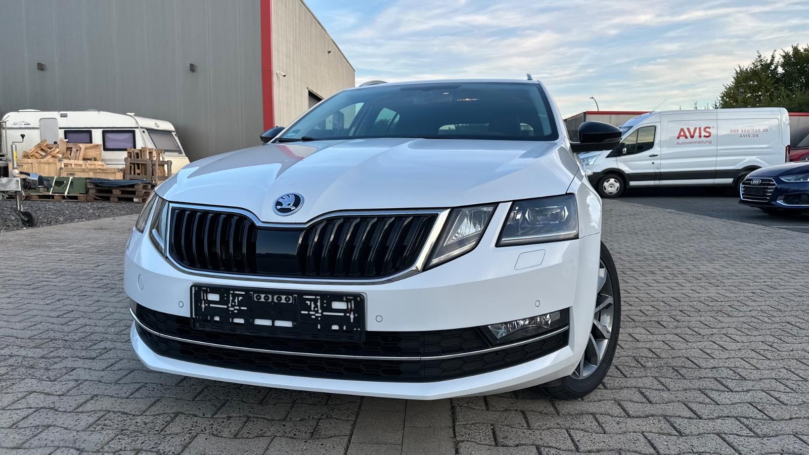 Skoda Octavia Combi Premium Edition, LED, Leder